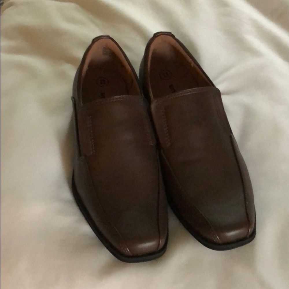 Boys dress shoes